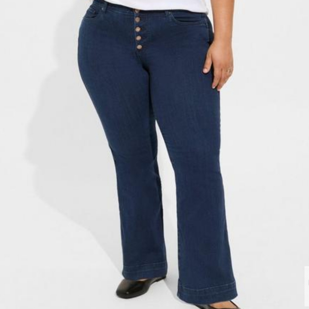 Torrid Premium Stretch Flare Jeans Size 20 Tall